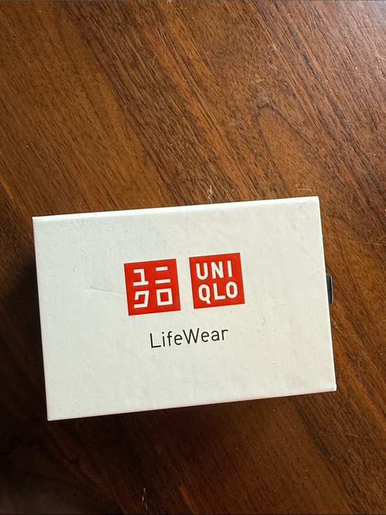 Uniqlo Other - Uniqlo LifeWear microphone - White with Red Logo gift
